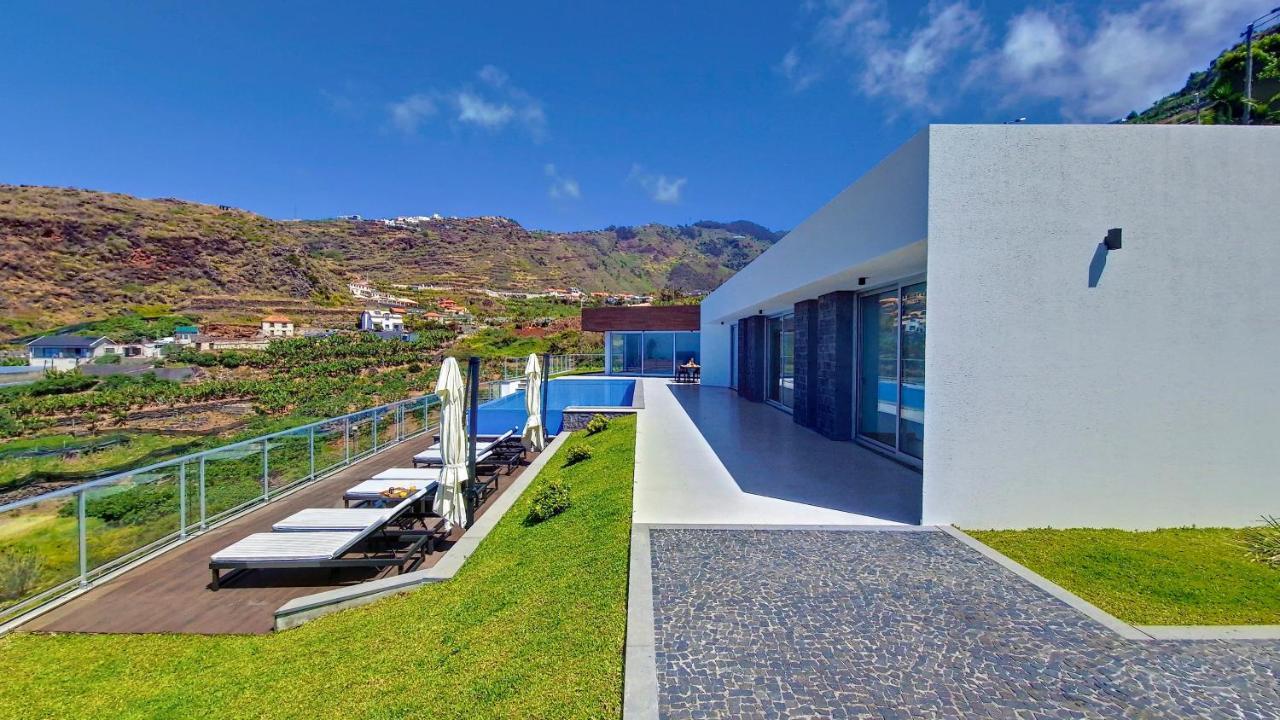 Villa Blue Horizon By Lovelystay Tabua  Buitenkant foto